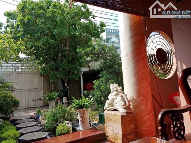 NGỘP BANK - Bán gấp nhà Thạnh Lộc, Quận 12, 282m2, 3 tầng 10PN, 13.2 tỷ - 3