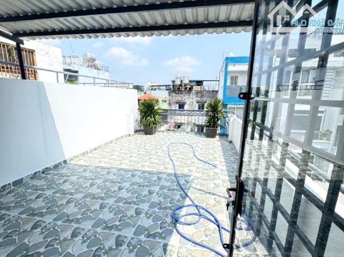 Nhà thuê 3 lầu sân thượng hẻm xe hơi Nguyễn Tri Phường, Q10 - 6