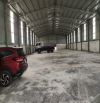 Cho thuê nhà xưởng 1400m2 đường xe công 40 feet