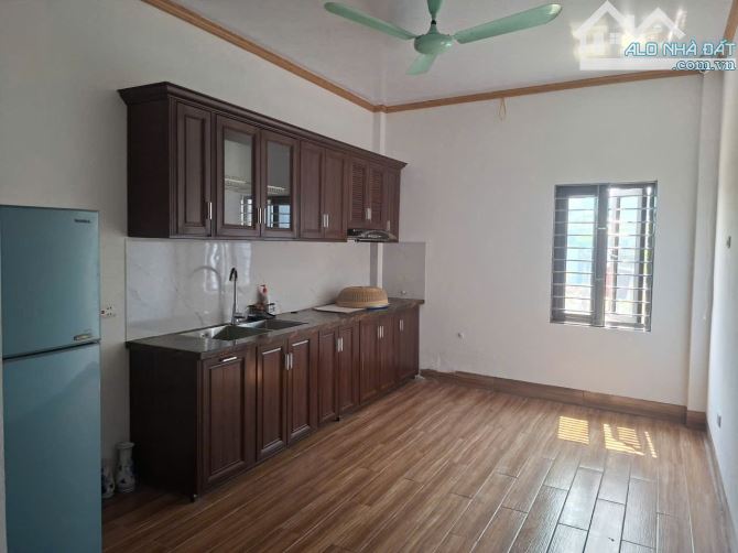 Cho thuê nhà nguyên căn ở Đỗ Xuân Hợp, Nam Từ Liêm giá chỉ 9 triệu