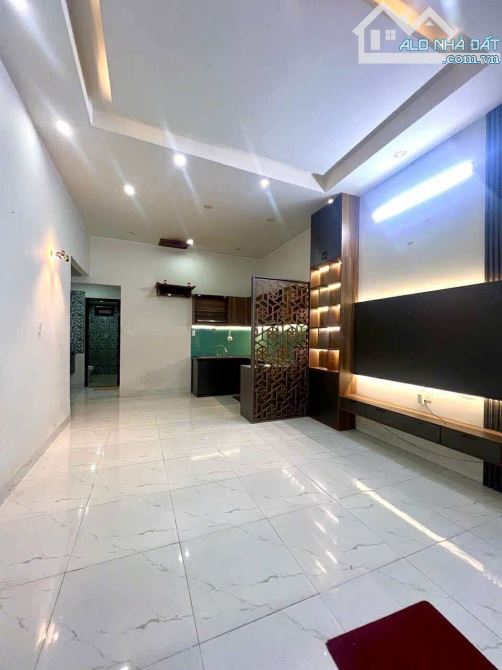 VỊ TRÍ VÀNG - NHÀ C4 NGUYỄN VĂN LINH - KHU CÁN BỘ Ở - Kiệt Oto thông tứ hướng - 1