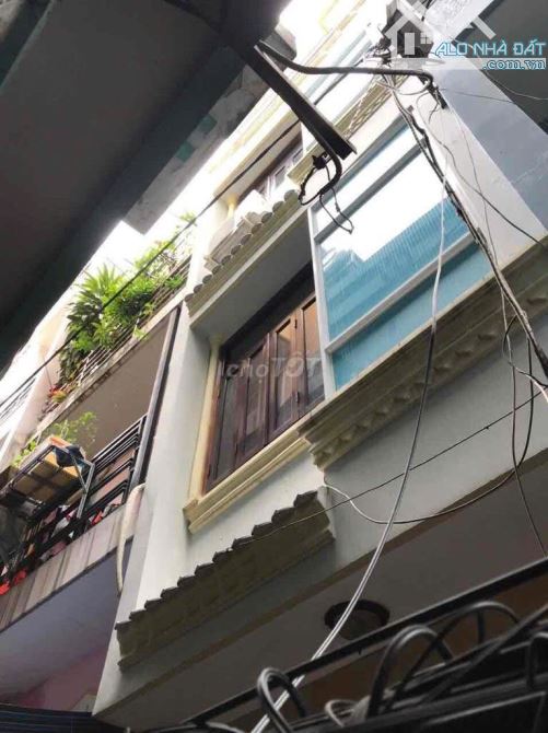 Cho thuê NR 3PN, 3WC tại Võ Văn Kiệt, 12 triệu, 128m2, Q5, HCM hàng hot vào ở ngay