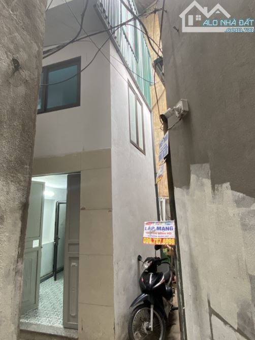 Bán nhà 3 tầng, 3 mặt thoáng phố Trần Khát Chân, quận Hai Bà Trưng