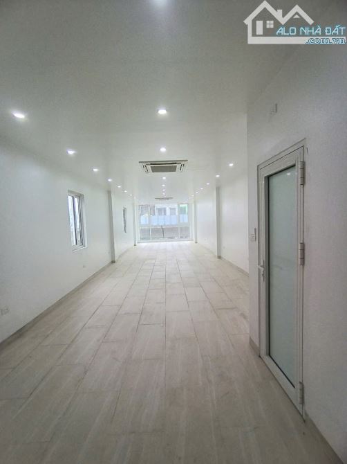 Cho thuê nhà MP Quang Trung, Hà Đông 85m2, 6 tầng, thông sàn, thang máy, giá 40tr - 2