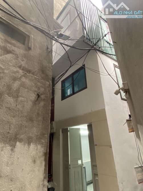 Bán nhà 3 tầng, 3 mặt thoáng phố Trần Khát Chân, quận Hai Bà Trưng