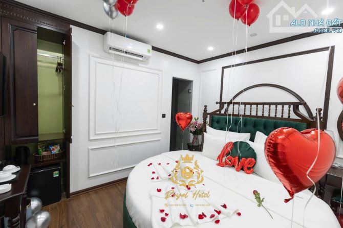 TÒA KHÁCH SẠN NỘI THẤT ĐẲNG CẤP 5 SAO - 10 TẦNG ĐỒ SỘ CÓ HẦM - DÒNG TIỀN CAO ỔN ĐỊNH - 3
