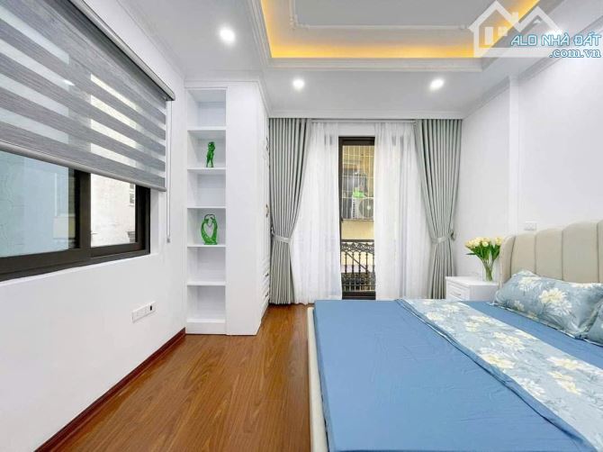 BÁN NHÀ LÔ GÓC GIÁP NHẤT, THANH XUÂN 45M2 5T 10.9 TỶ- NGÕ THÔNG KINH DOANH NHỎ - 3