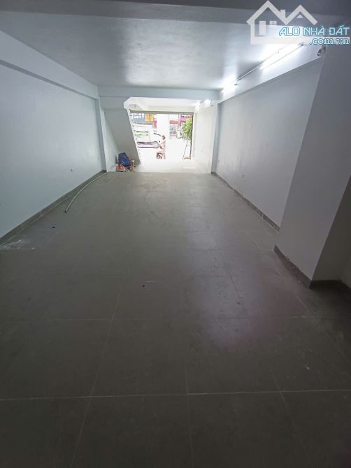 Cho thuê nhà MP Quang Trung, Hà Đông 85m2, 6 tầng, thông sàn, thang máy, giá 40tr - 4