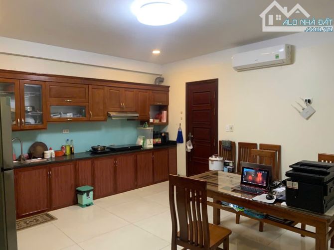 Bán nhanh căn nhà 3 tầng nhìn vườn hoa khu k15, Kinh Bắc - 4