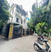 SIÊU BIỆT THỰ LÔ GÓC PHỐ LẠC LONG QUÂN-TÂY HỒ-DT 100M2 4 TẦNG MT 5.6M-GIÁ 33.9 TỶ