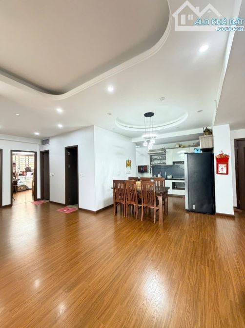 🔥 CĂN HỘ LÔ GÓC OCT3B RESCO - 118M2 4PN - FULL NỘI THẤT CAO CẤP Ở NGAY CHỈ HƠN 7 TỶ - 4