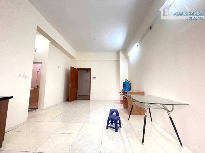 Bán căn hộ 2 ngủ tại A2 KIM GIANG. CĂN GÓC, thoáng sáng. Tầng đẹp. Nhà nguyên bản - 1