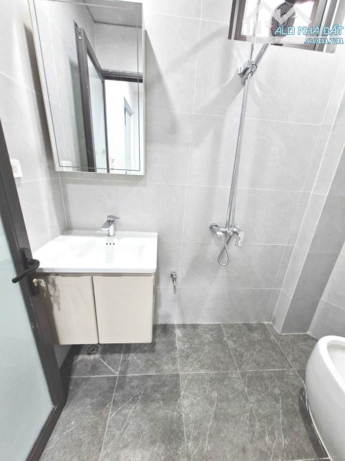 Bán nhà vạn phúc hà đông, 35m2 5t mt 4m thang máy xịn xò, loanh quanh 9 đồng - 5
