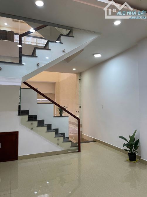 🔥 CHO THUÊ NHÀ HẺM XE TẢI – QUỐC LỘ 13 GẦN VẠN PHÚC – GIÁ TỐT THÁNG 5 - 8