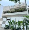 Bán nhà 3 tầng MT Thăng Long Giá 27.5 tỷ Hướng Đông Nam 7.5x20=150m