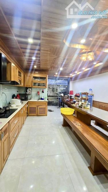 SIÊU PHẨM 4 TẦNG MẶT TIỀN THÁI THỊ BÔI – NHÀ ĐẸP ĐẲNG CẤP 3
