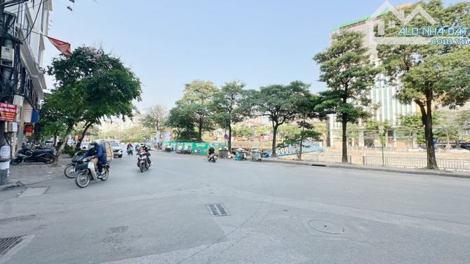 Bán nhà ! Mặt Phố Thượng Đình, 69m2 * 5Tầng* MT 5,6m, kinh doanh, văn phòng, vỉa hè. - 1
