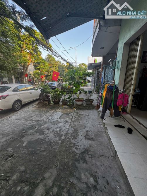 🔥 TÒA CĂN HỘ DÒNG TIỀN – SÁT BIỂN NGUYỄN TẤT THÀNH, ĐÀ NẴNG 🔥  📍 Vị trí cực đẹp: Đường - 1