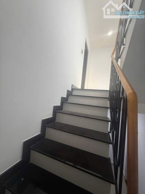 63M - 8,850Tỷ - 4 TẦNG - ĐÔNG HƯNG THUẬN - TÂN THỚI NHẤT – CÁCH 30M RA TRƯỜNG CHINH - Q12 - 5