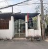 Bán căn nhà sổ riêng giá rẻ trả trước 400 tr , ngay chợ Thạnh phú , changshinh