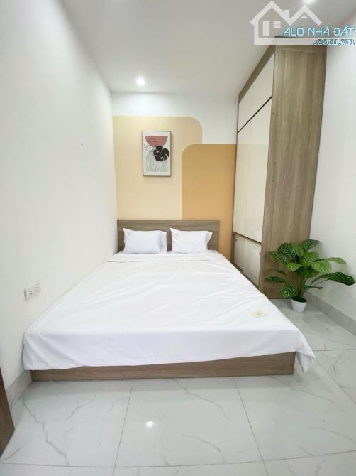 CCMN CÁCH PHỐ 30M - Ô TÔ VF3 VÀO NHÀ - MT RỘNG GẦN 6,6M - 22PKK - DOANH THU 130TR/THÁNG - 11
