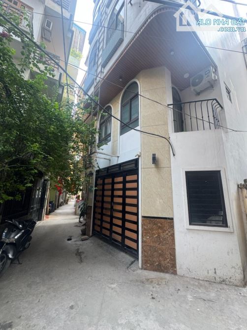CCMN CÁCH PHỐ 30M - Ô TÔ VF3 VÀO NHÀ - MT RỘNG GẦN 6,6M - 22PKK - DOANH THU 130TR/THÁNG - 7