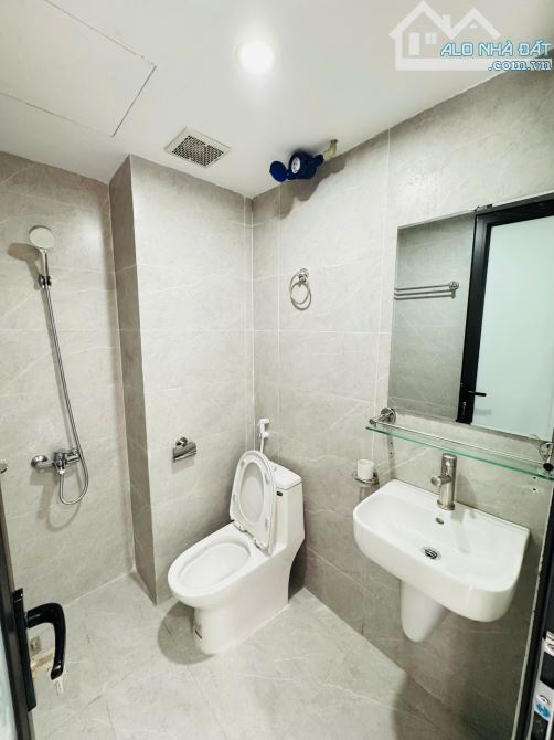 🔥 KHAI TRƯƠNG TÒA MỚI GỐC ĐỀ – GẦN BÁCH KINH XÂY – 4TR2 🔥 📍 Địa chỉ:Gốc Đề (Hai Bà Trưn