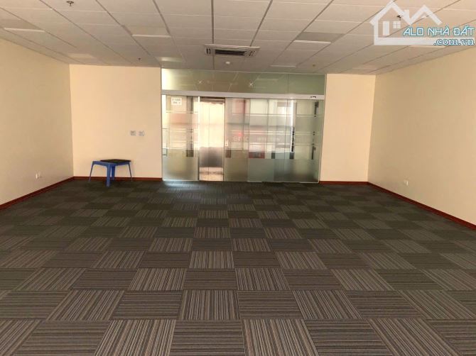 Cho thuê tòa Building KĐT Văn Khê 110m x 7 tầng 1 hầm 90 triệu - 2