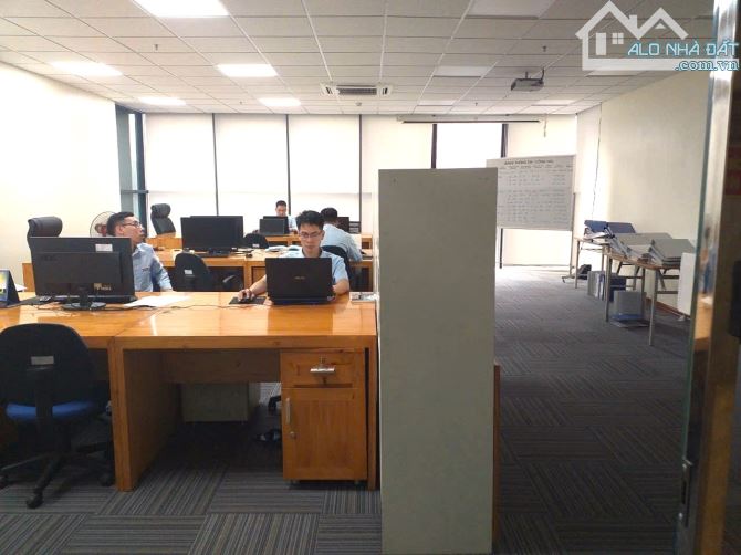 Cho thuê tòa Building KĐT Văn Khê 110m x 7 tầng 1 hầm 90 triệu - 4