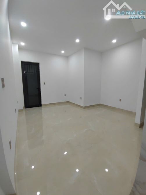 CHO THUÊ NHÀ 4.5 TẦNG CÓ THANG MÁY MT THÍCH QUẢNG ĐỨC, PHÙ HỢP KINH DOANH - 7