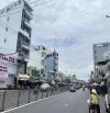 Bán gấp nhà Hoàng SA, Q.3. DT: 9.5m x 20m. Nở hậu: 12m. Thu nhập: 96tr/th. Giá: 24 tỷ