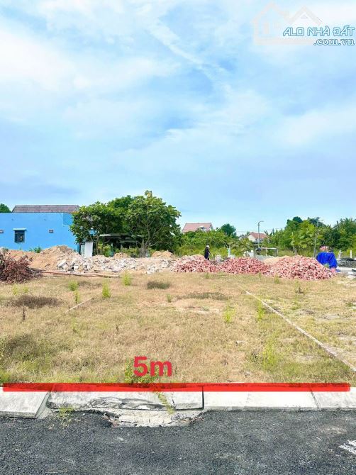 Chỉ 1 tỷ sở Hữu đất nền Hòa Tiến mới - Gần đường Quốc Lộ 14B  và Vành Đai