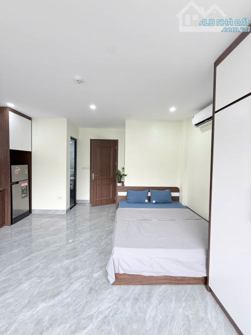 Cho Thuê CCMN Ngõ Hòa Bình 01 Hai Bà Trưng 30m2 Studio Cửa Sổ Thang Máy Giặt Riêng Full Đồ - 4