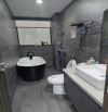 Căn nhà có mặt tiền 6m tại Tư Đình, 63m2 thang máy, ô tô tránh, gần sân Golf Long Biên