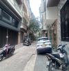 BÁN NHÀ PHÂN LÔ NGUYÊN HỒNG ĐỐNG ĐA - 45M 5T MT 5M - NGÕ THÔNG VỈA HÈ OTO TRÁNH KINH DOANH