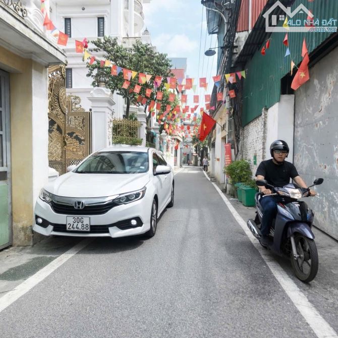 Hơn 7 tỷ cho nhà dòng tiền Kim Chung gần đại học công nghiệp 10 phòng thu 40 triệu 1 tháng - 1