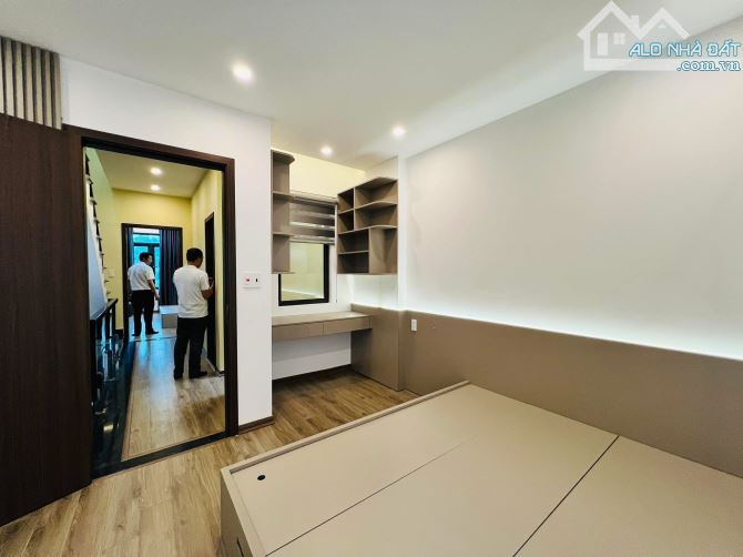 Bán nhà 3 ptầng cực đẹp Sở Dầu ngõ ô tô hơn 3 xxx tỷ - 14