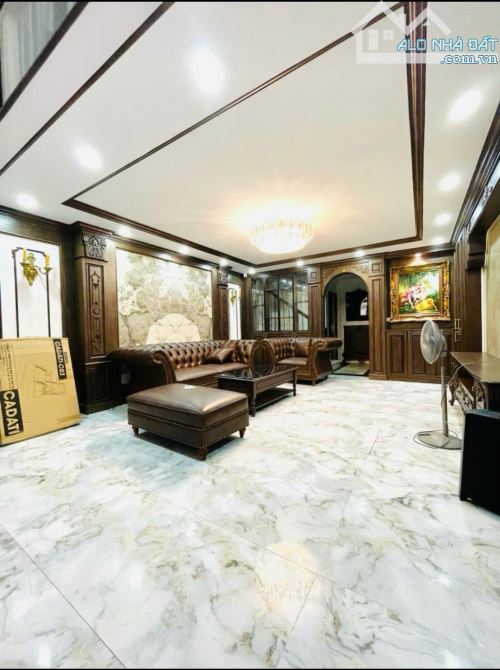 BÁN NHÀ MỚI ĐẸP- LÊ TRỌNG TẤN- THANG MÁY- NGÕ THÔNG- GẦN Ô TÔ- 43M 7T- NHỈNH 18 TỶ - 3