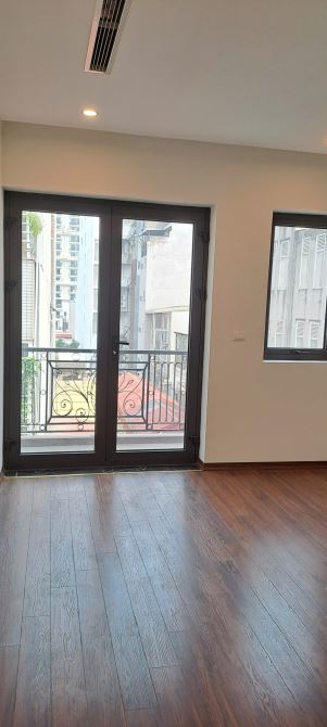 Tòa nhà phố Trần Hưng Đạo – diện tích 110m², xây 7 tầng bề thế - 3