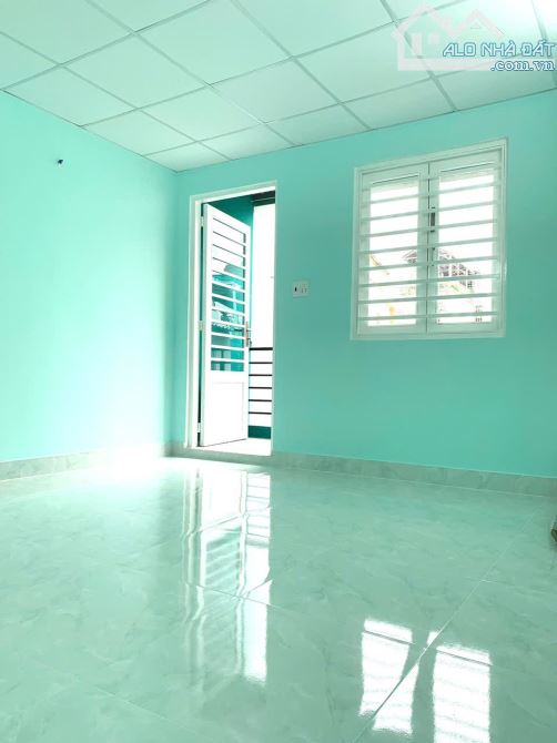 CHO THUÊ NNC - CMT8 - 48M2 + 3 TẦNG BTCT +3PN2WC - CHỈ 15TR/ THÁNG - 5