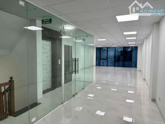 Thật 100%! Bán tòa văn phòng 10 tầng khu đấu giá Yên Xá dtich 130m2 MT6.3m giá 42 tỷ - 5