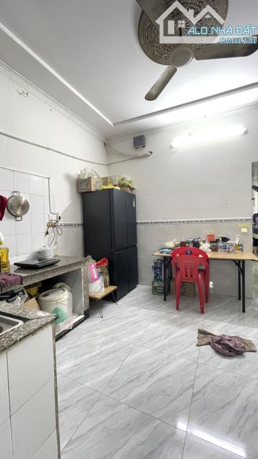 NHÀ 1/ HXH ĐƯỜNG ĐOÀN GIỎI P SƠN KỲ TÂN PHÚ DT 4m x 18m 2 TẦNG GIÁ CHỈ 5.8 TỶ - 1