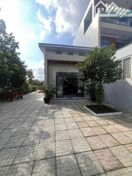 HÀNG HIẾM HÓC MÔN – NHÀ VƯỜN 400M² MT TÂN THỚI NHÌ, SẴN 2 CĂN NHÀ KIÊN CỐ! - 2