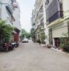 phố Giang Biên- anh Tùng bán mảnh đất 50m ô tô tránh thông chỉ 7,7 tỷ thương lượng.