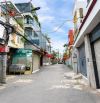Bán Nhà Quận 7_ngay Nhà thi đấu Đa Năng - 90m2,3Tầng 3PN, Xe Hơi Ngủ Trong Nhà, chỉ 9.X tỷ