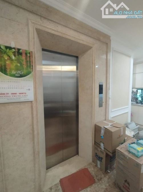 BÁN NHÀ PHỐ TRẦN THÁI TÔNG DT56m2*7TẦNG THANG MÁY ĐƯỜNG OTO TRÁNH DỪNG ĐỖ VỈA HÈ ĐÁ BÓNG. - 2
