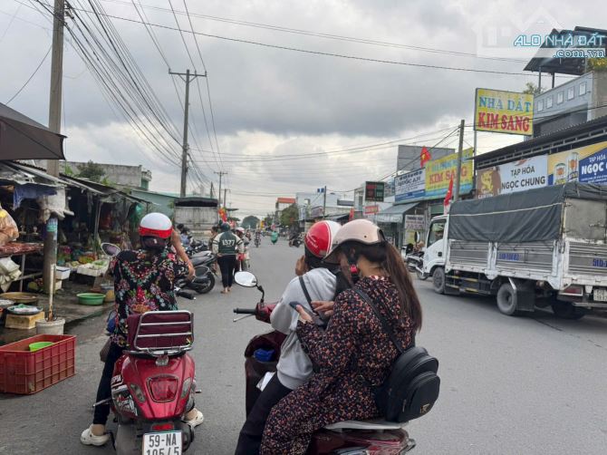 BÁN GẤP MẶT TIỀN đường 24A, ấp Bình Tiên 1, Đức Hoà Hạ, Đức Hoà, Long An - Giá chỉ 5 TỶ ⚡