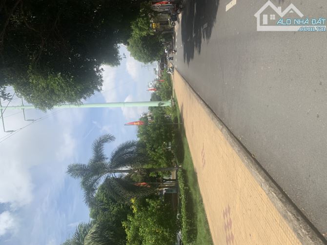 🔥Cho thuê căn góc 2 mặt tiền Khu vip Tân Sơn Nhì Tân Phú