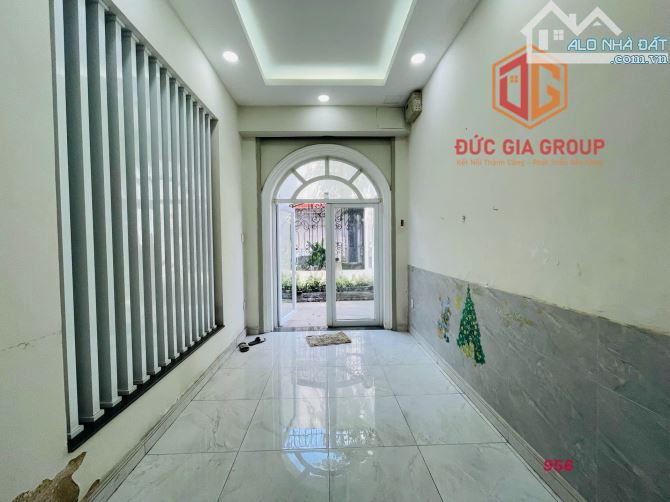 Cho thuê biệt thự 1 trệt 2 lầu 288m2 trong KDC D2D giá chỉ 35tr/tháng
