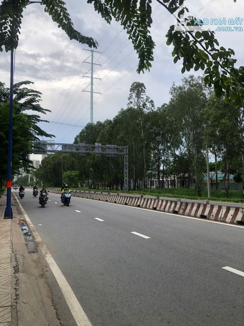 ĐẤT SIÊU ĐẸP 99M2(4.5x22M)- MẶT TIỀN ĐƯỜNG ĐỒNG VĂN CỐNG- P.THẠNH MỸ LỢI- QUẬN 2- 17 TỶ - 1